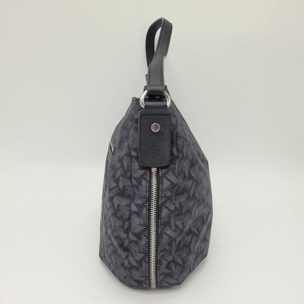 Kipling Sadie Hobo Shoulder Bag Lightweight Pockets Zippers Expandable Pockets